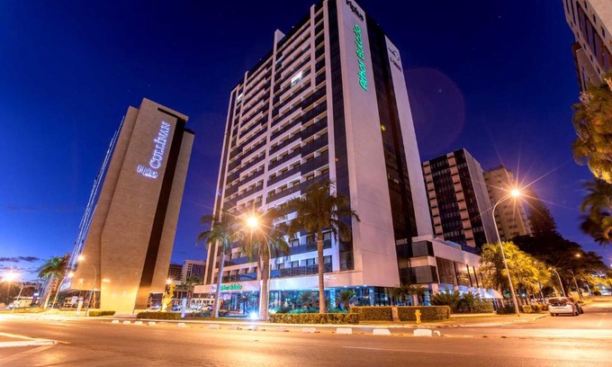 Setor Hoteleiro Norte Apartment | Suíte Executiva com vista pra cidade em hotel de luxo