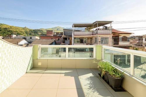 Realengo Apartment | Suíte para solteiro em ambiente familiar