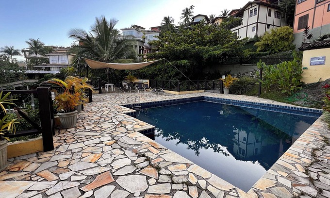 Itaquanduba Apartment | Suítes Azul Marinho