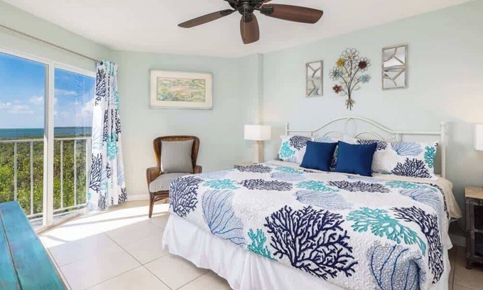 Monroe County Apartment | Sublime Oceanfront Condo at Ocean Pointe