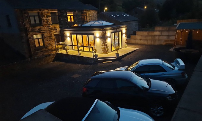 Todmorden House | Substantial mill conversion in the heart of the Pennines