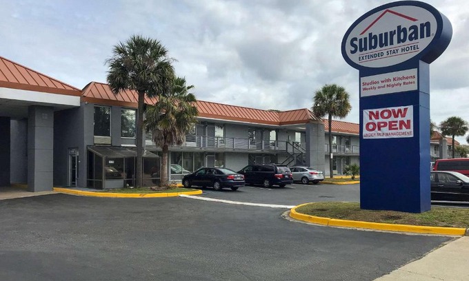 North Charleston Hotel | Suburban Studios North Charleston I-526