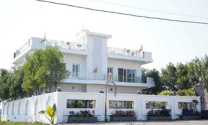 Rudrapur Resort | Sudhir Resort – Scenic Getaway in Uttarakhand for Stays, Parties & Events