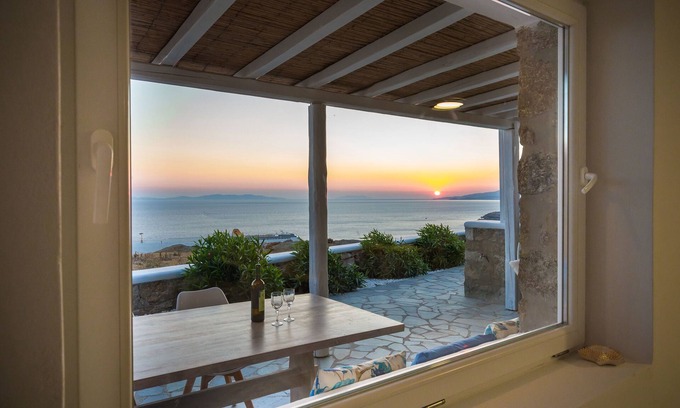 Mykonos Town Hotel | Sugar Blue