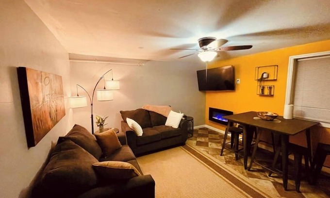 Rock Spring Apartment | Suite 206 - Starry Night at Rock Spring Resort near Chattanooga