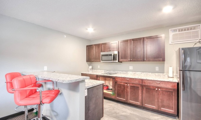 Rapid City Apartment | Suite 218 - 1BR Apartment | 1 Bed, 1 Bath