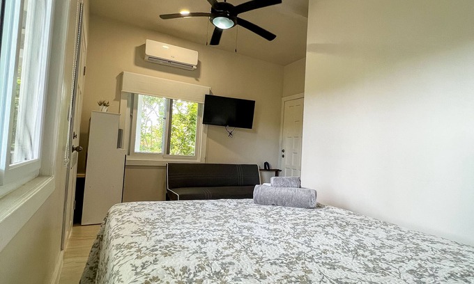 Antoneys Cay Apartment | Suite 3: Full Bed + Sofa Bed, Shared Pool & BBQ, Near West Bay Beach