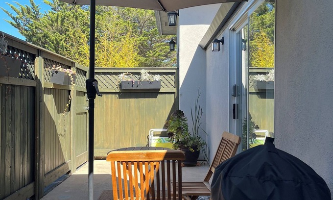 Aptos Apartment | Suite A Work Play and Stay by the beach. Trails to the water from property.