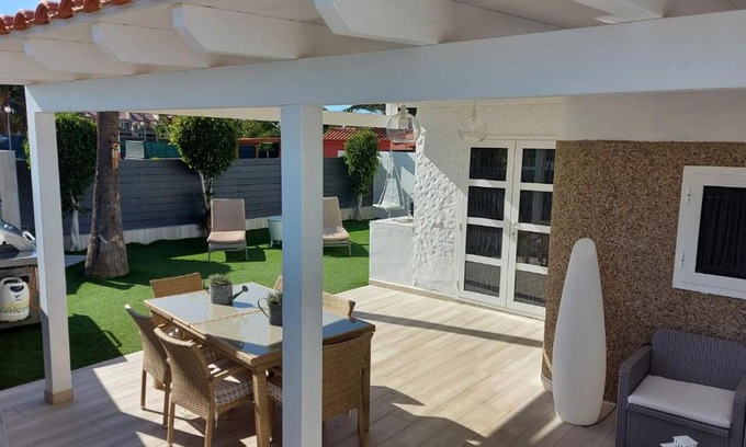 Maspalomas Villa | SUITE COCO