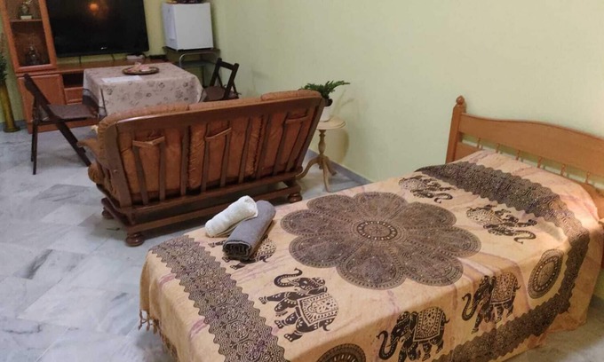 Bollullos de la Mitacion Apartment | Suite Skydivers