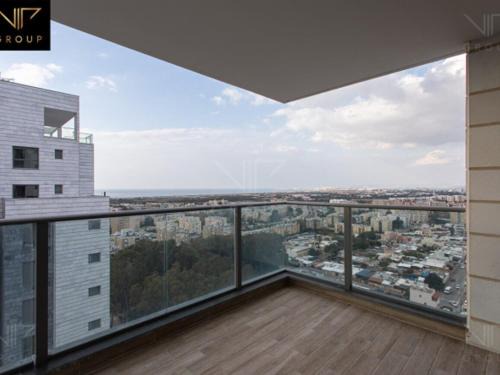 Kiryat Ata Apartment | suite home haifa
