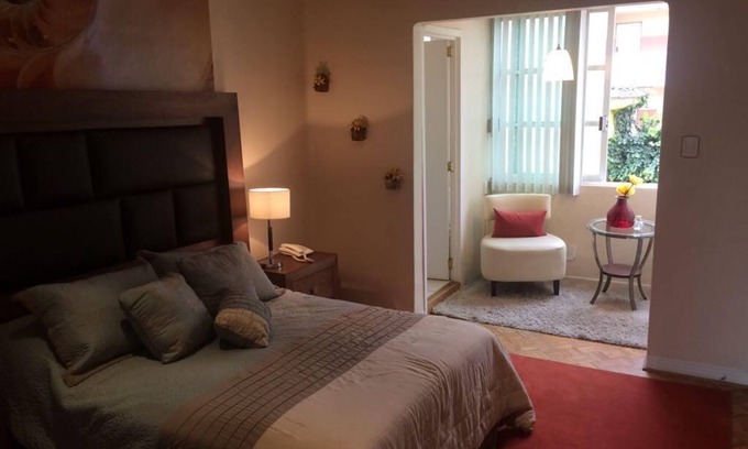 Popotla House | Suites Mar de Java: Hermosa Residencia Clásica ubicada, en la Ciudad de México.