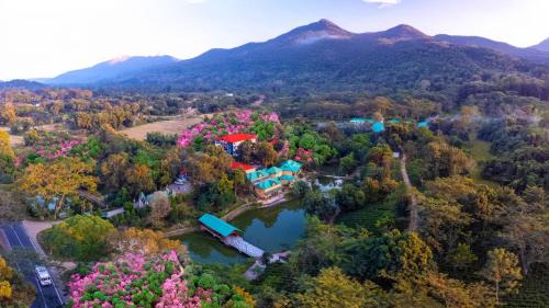 Samaguri Hotel | Summit Green Lake Tea Resort & Spa