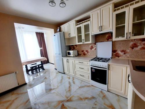 Yavory Apartment | Sun Hall