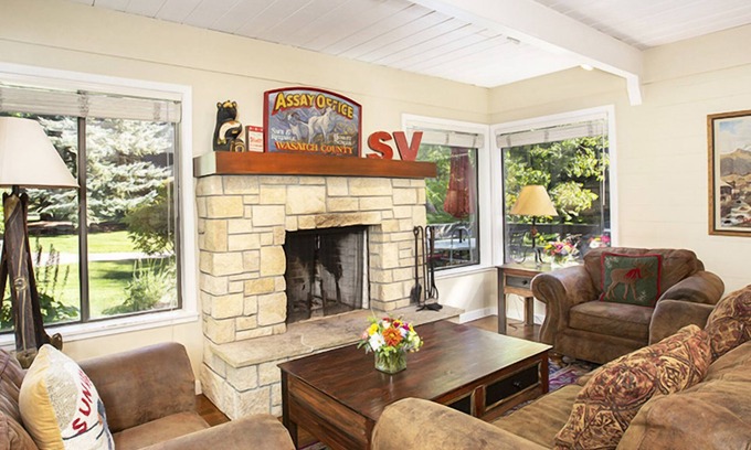 Elkhorn Hotel | Sun Valley Resort, Four Bedroom Village Condo