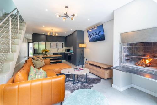 Wilderness Apartment | Sunbird - Walk To Beach - In Town - Fast Wifi