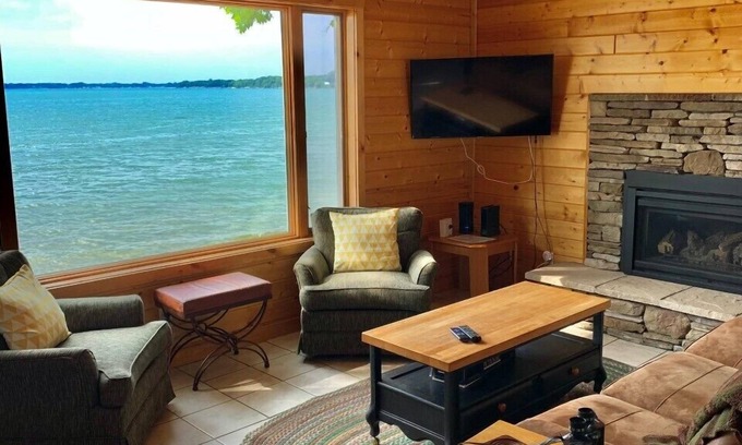 Spicer Cabin | Sunday - Sunday. June, July & August availability