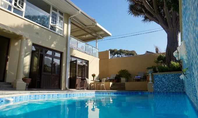 Fresnaye Bed & Breakfast | Sundown Manor Guest House