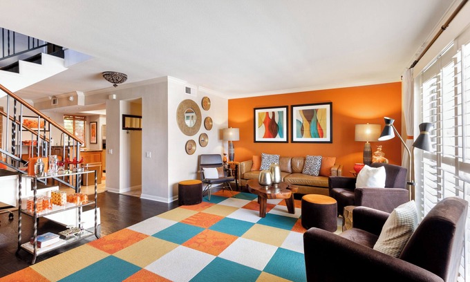 Historic Tennis Club House | Sunkist at 411 | Walking Distance to Downtown PS!