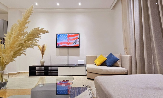 Gueliz Apartment | Sunny apartment in Gueliz Marrakech