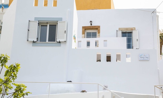Leros House | Sunny Bay. Enjoy the sun and a magnificent view a few meters way from the Beach.