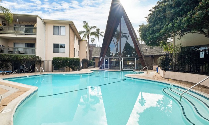 Point Loma Heights Apartment | Sunny Condo Steps from Sand