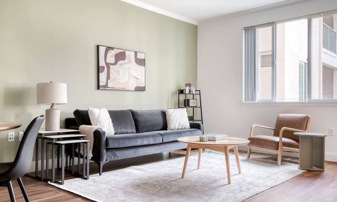 Playa Vista Apartment | Sunny Playa Vista 2BR w/Pool, Gym & W/D, nr 405, by Blueground