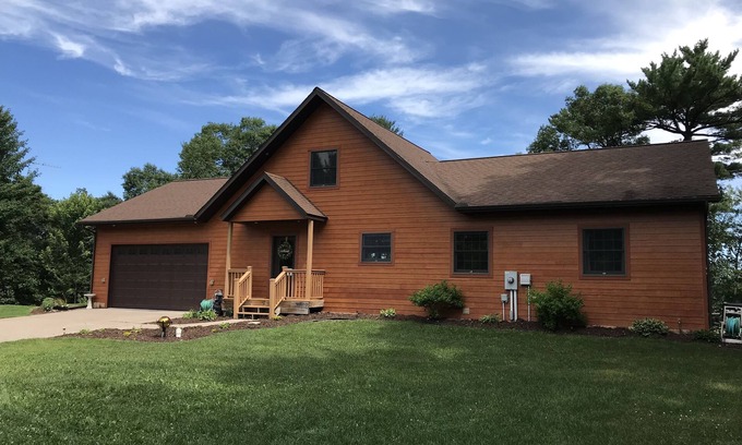 Chetek House | Sunny's Landing 3000 SF home on Prairie Lake