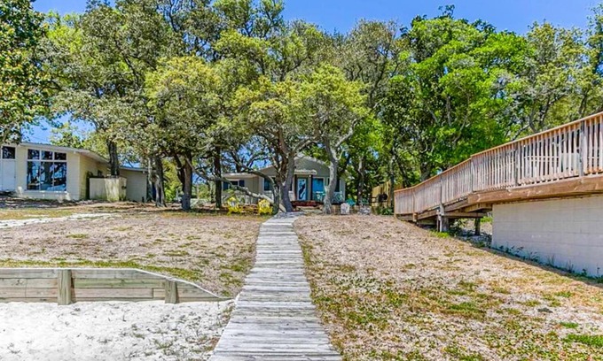 Ono Island House | Sunny South by Meyer Vacation Rentals