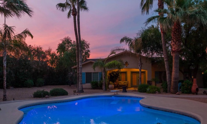 El Cuadro Estates Cottage | Sunny Spacious Cozy Cottage