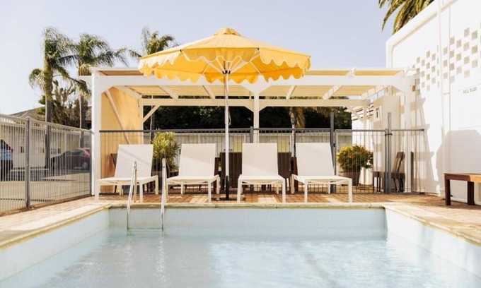 Port Broughton Hotel | Sunnyside Motel