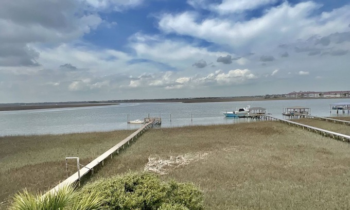 Sunset Point House | Sunset House