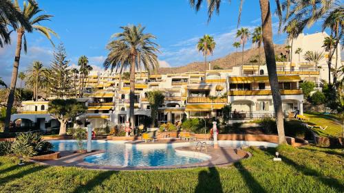 Balito Apartment | Sunset Ocean View by Aquamarina