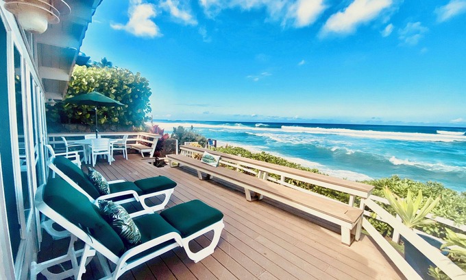 Pupukea House | Sunset Oceanfront Hale Kalea - Beach Cruisers!