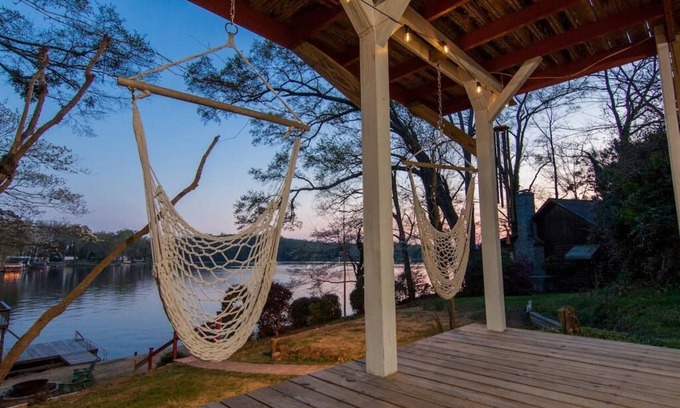 Anderson House | Sunset Point-Best view on Broadway -HOT TUB!