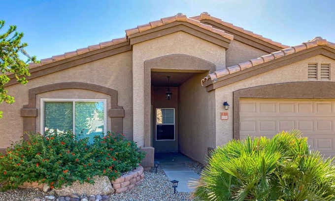 Canyon Ridge West House | Sunset Serenity