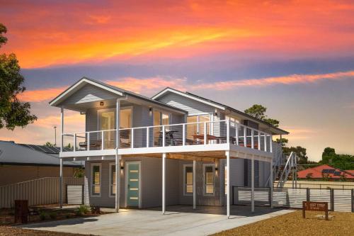Normanville House | Sunset Strip