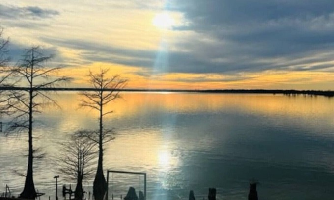 Redwood House | Sunset View RV Spot 50 AMP