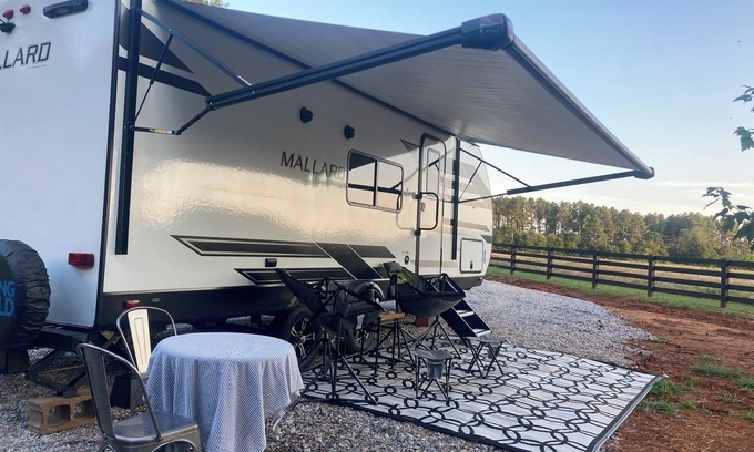 Arnoldsville House | Sunsets and Stars