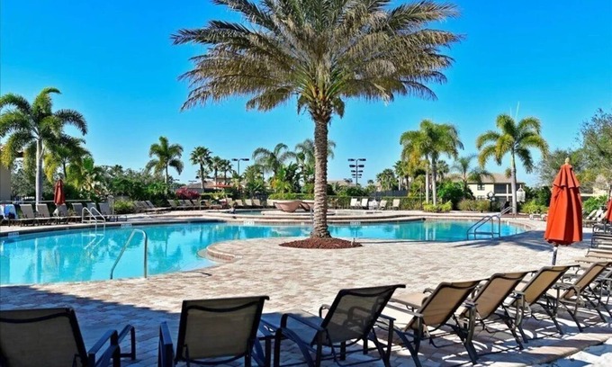 Bradenton Condo | Sunshine and More! River Strand Golf & Country Club Condo with Golf Course View!