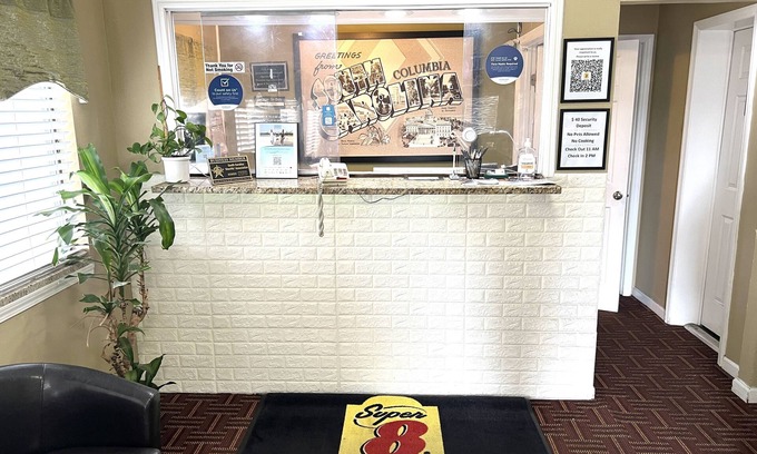 Forest Acres Hotel | Super 8 by Wyndham Columbia SC/Ft. Jackson