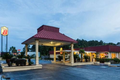 Hardeeville Hotel | Super 8 by Wyndham Hardeeville - Savannah North