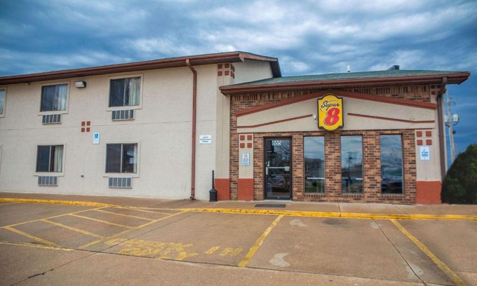 Mountain Home Hotel | Super 8 by Wyndham Mountain Home