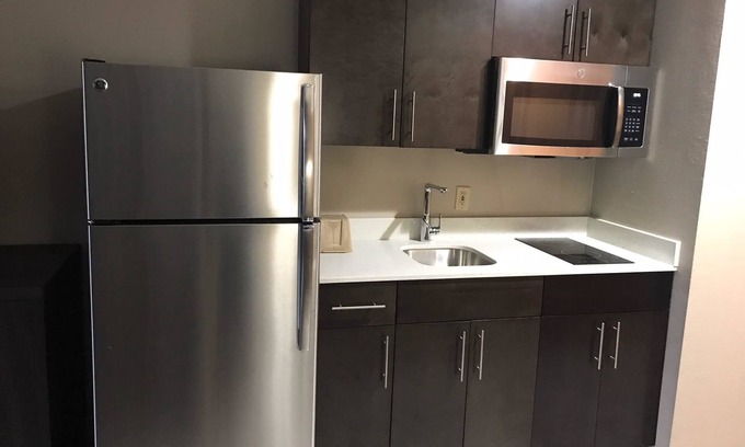 Kreole Hotel | Super 8 by Wyndham Pascagoula