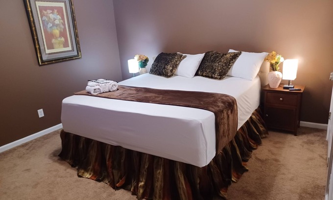 Austell House | Super Clean