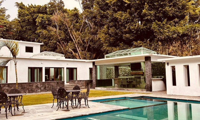 Santo Domingo Cabin | Super comfortable cabin with pool, surrounded by nature, close to downtown.