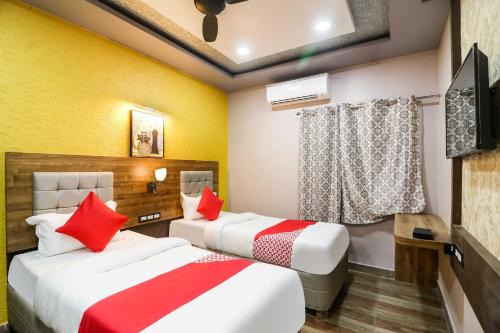Brahmapur Hotel | Super Hotel O Padma Manor