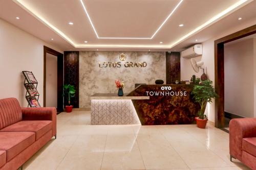 Hyderabad Hotel | Super Townhouse Lotus Grand