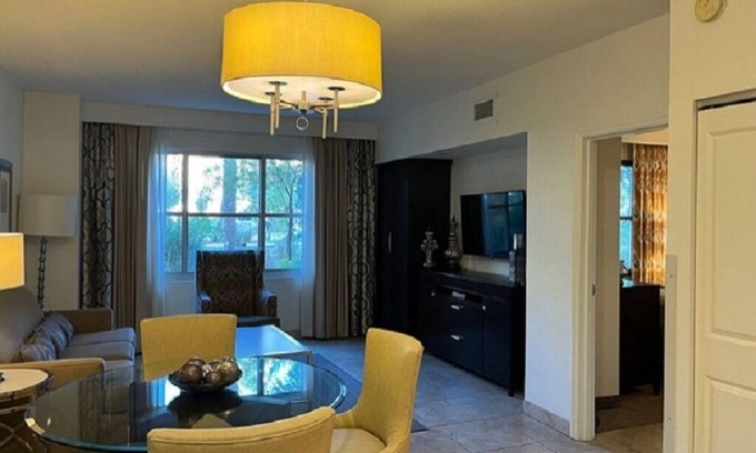 Enterprise Resort | SUPERBOWL WEEK! Las Vegas Resort. Sleeps Four. Full Kitchen.