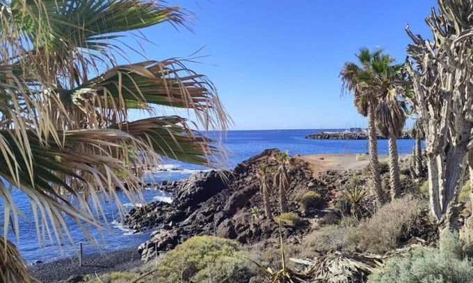 Los Abrigos Bed & Breakfast | Surf Harbour